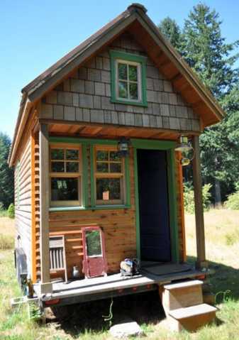 tiny-house-in-Portland-Oregon-by-Tammy