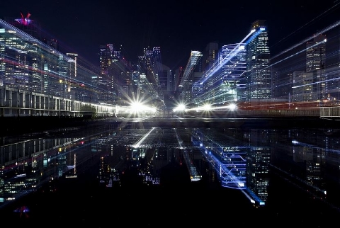 ville-nuit-eclairage-artificiel-illustration-pretexte
